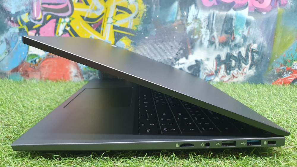 Ноутбук Haier i3-11/8Gb/SSD 512/FHD/ i1550SM JB0B19E00RU/Windows 11