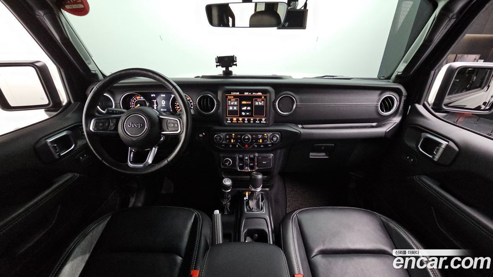 Jeep Wrangler (JL) 2.0 Overland 4 двери (12.2020)