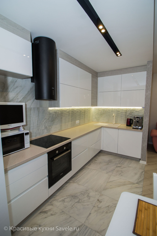 Примеры современных дизайнов кухонь из интернета