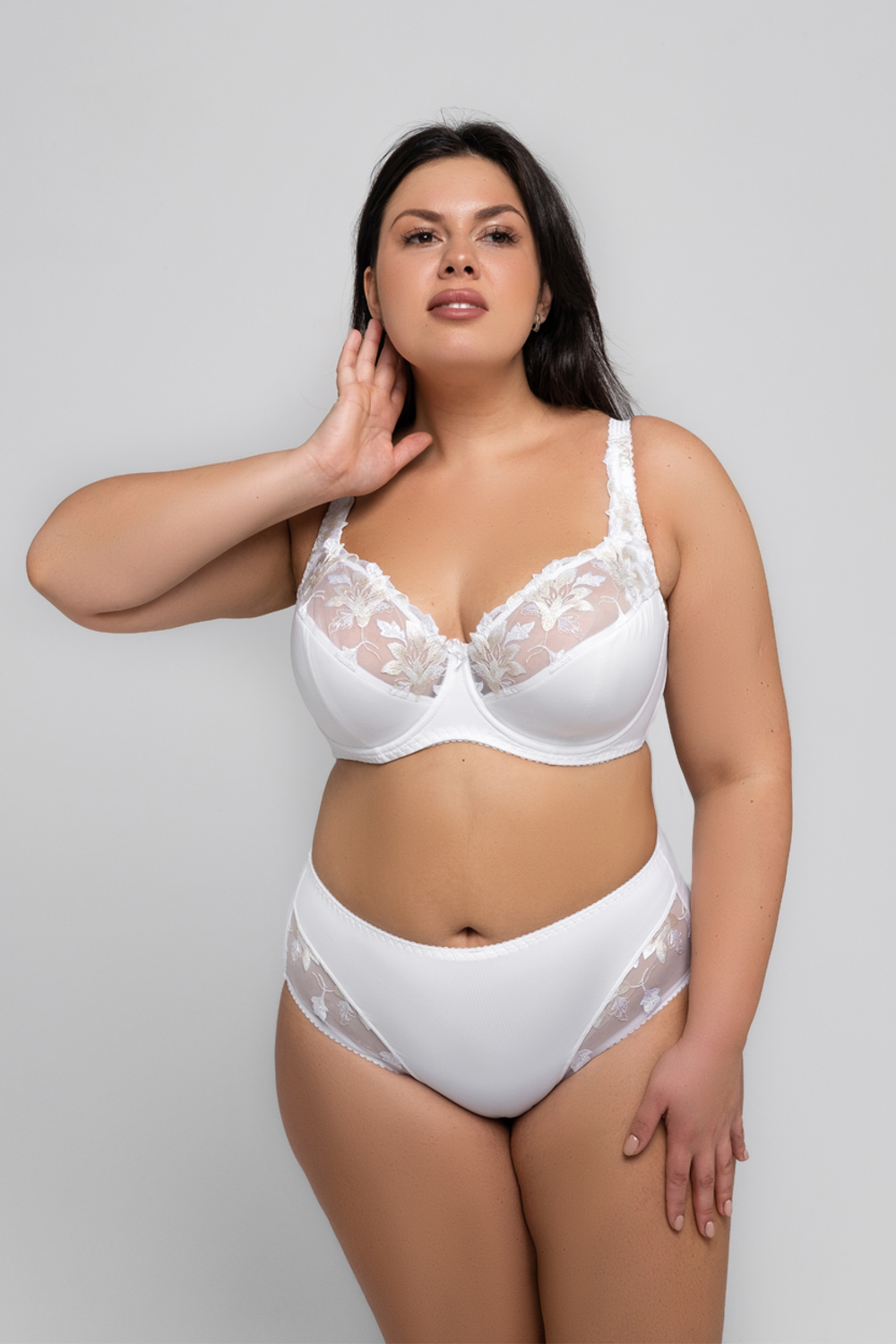 1109 бюстгальтер "Белый с лилиями"