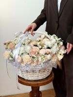 Цветочная корзина в кремовых оттенках размер XL