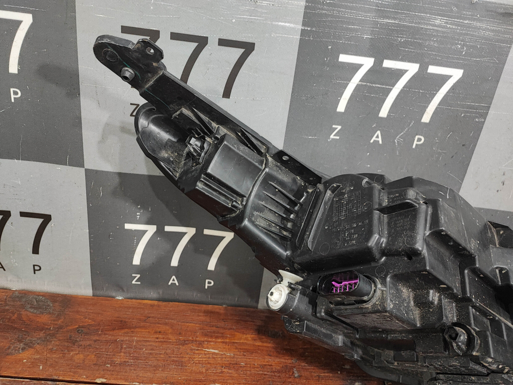 Фара левая LED Exeed TXL 21-нв Б/У Оригинал 605000767AA