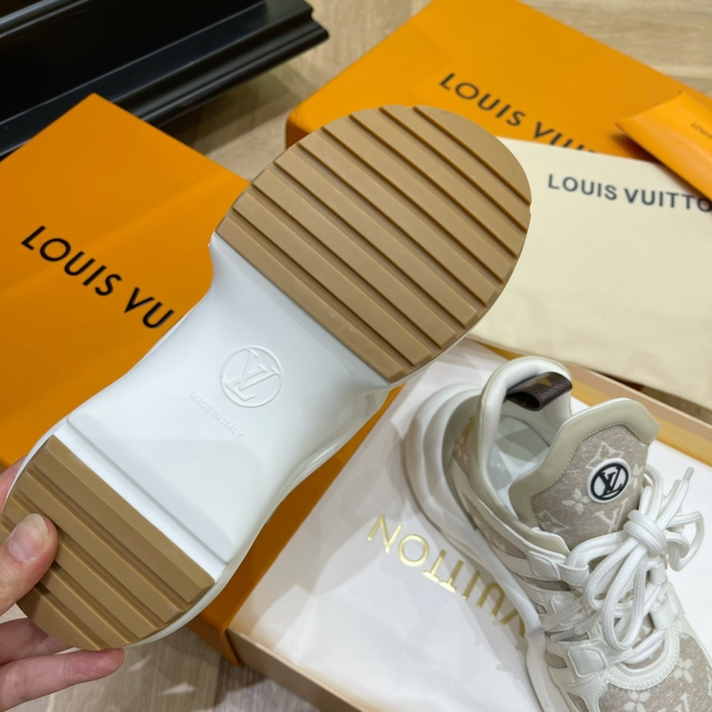 Louis Vuitton Archlight