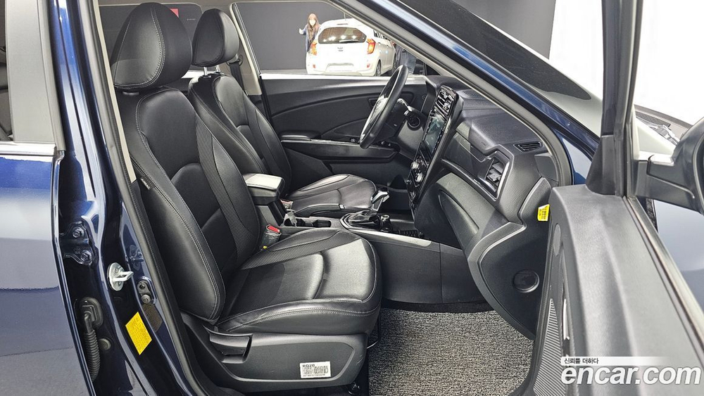 KG Mobility (Ssangyong) Very New Tivoli Дизель 1.6 2WD (11.2019)