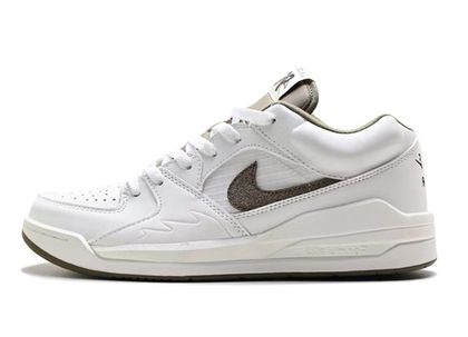 Air jordan baskets top