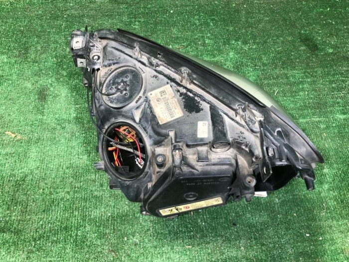 Фара правая BMW 7er F01, F02 (2008-2012) ксенон