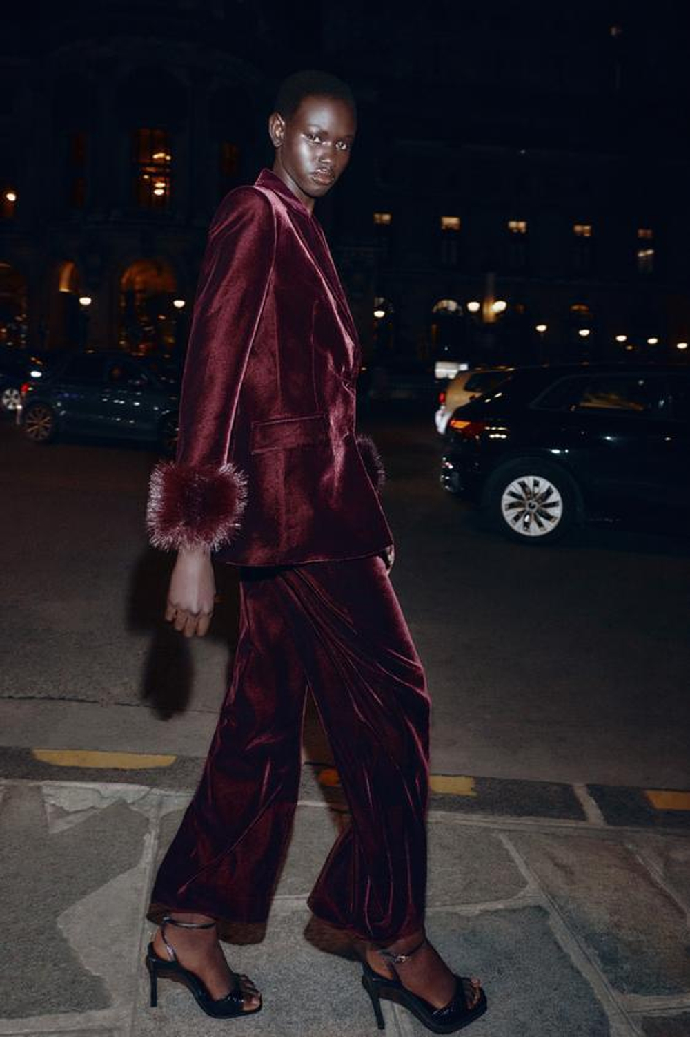 ZARA ШИРОКИЕ БРЮКИ ИЗ ВЕЛЬВЕТА, БУРГУНДИ