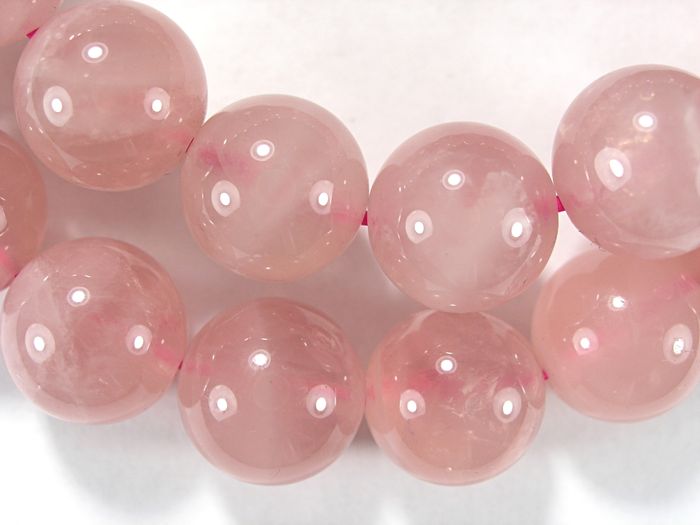 Бусина из кварца розового (Мадагаскар), класс А, шар гладкий 12мм
