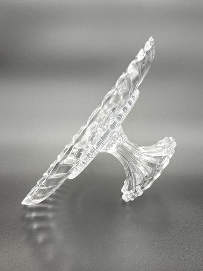 Тортовница из стекла на ножке