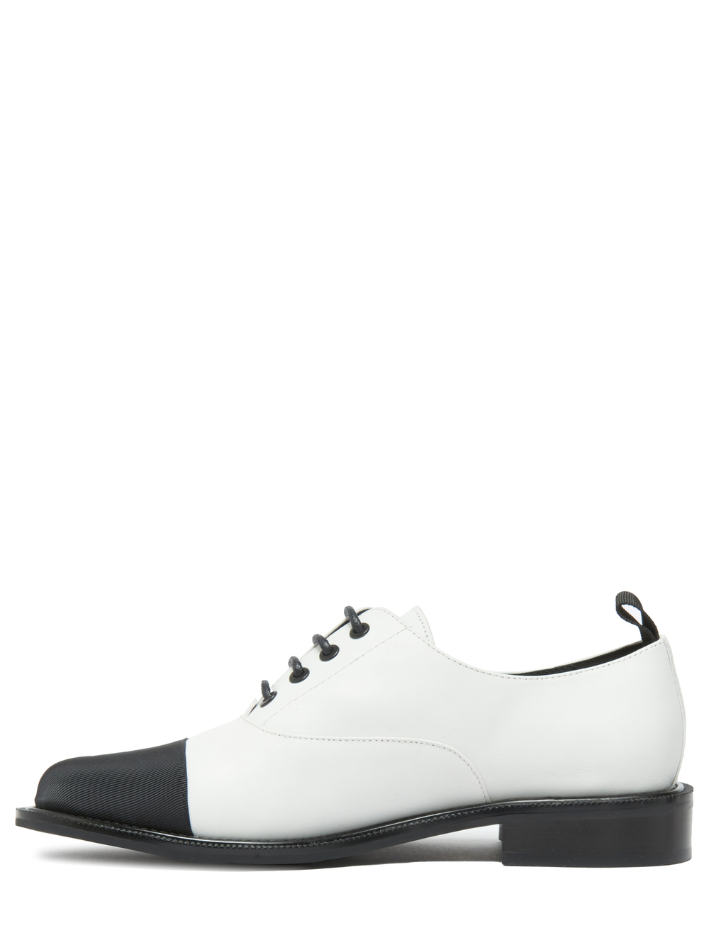 Женские комбинированные туфли бело-черные со шнурками