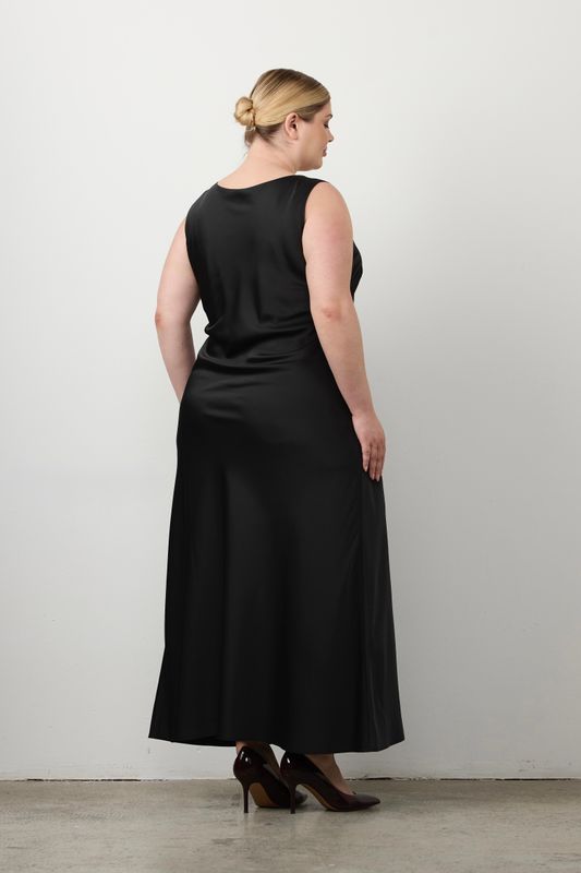 Платье-комбинация на широких бретелях, черный