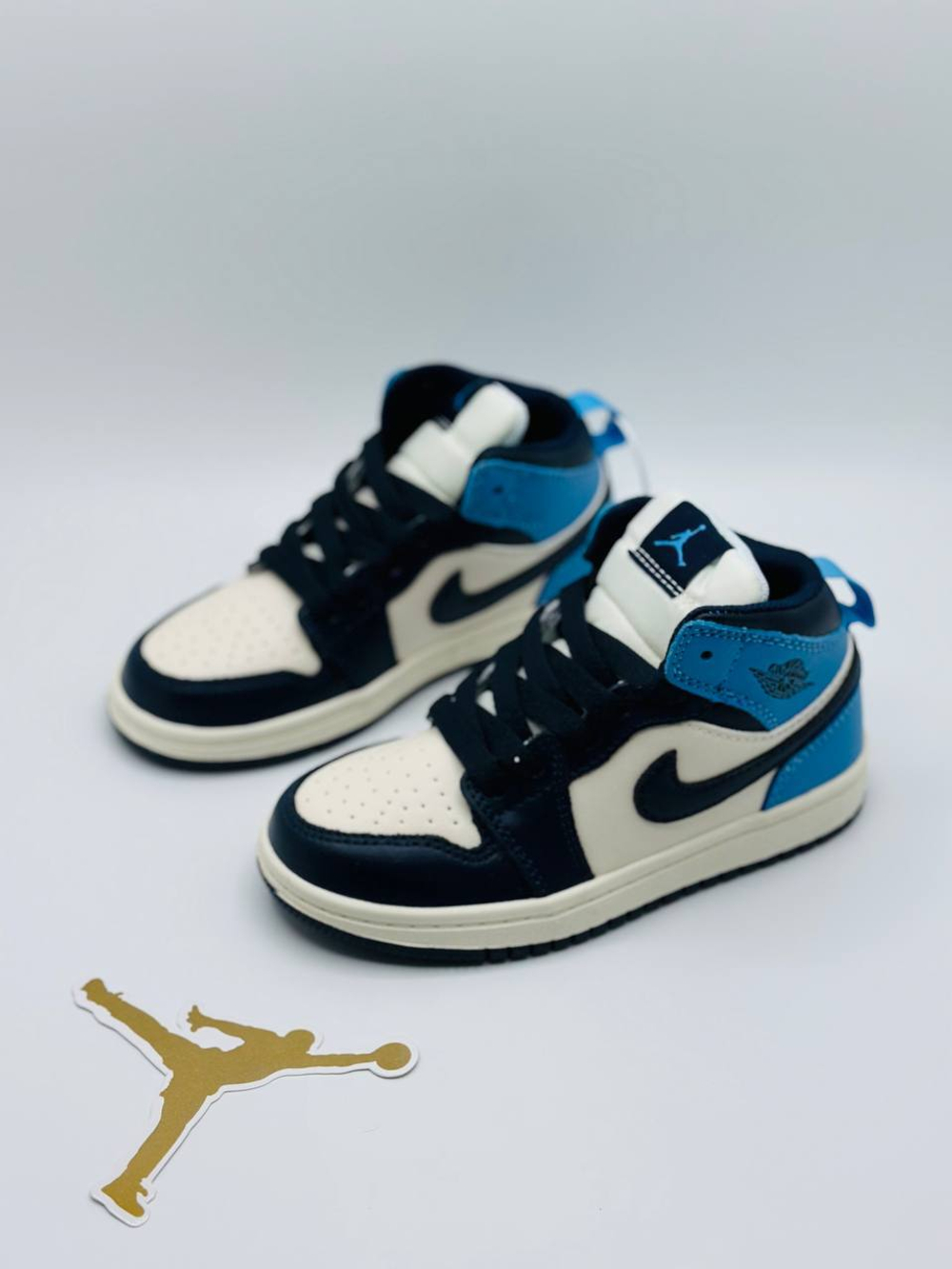 Кроссовки для мальчиков Nike Air Jordan