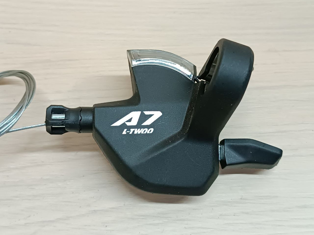 Манетка для велосипеда L-Twoo A7 2 (левая)