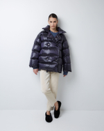 Пуховик двубортный укороченный черничный