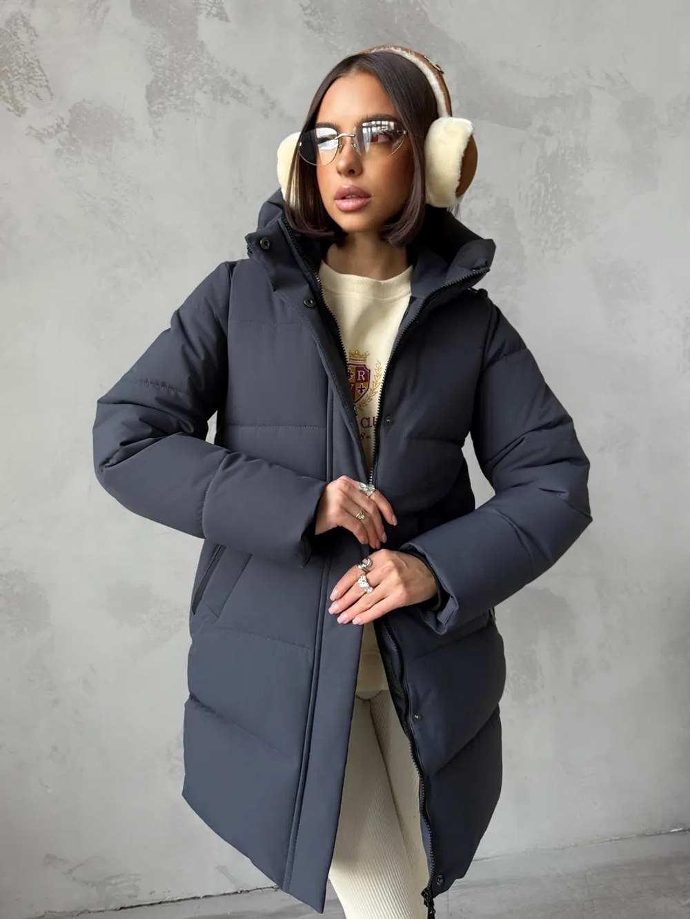 Куртка зимняя удлиненная с капюшоном