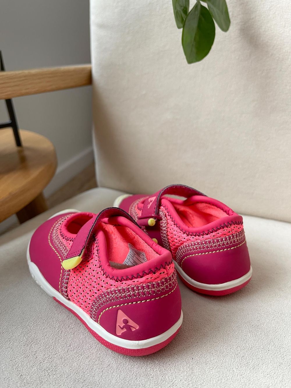 Кроссовки Plae