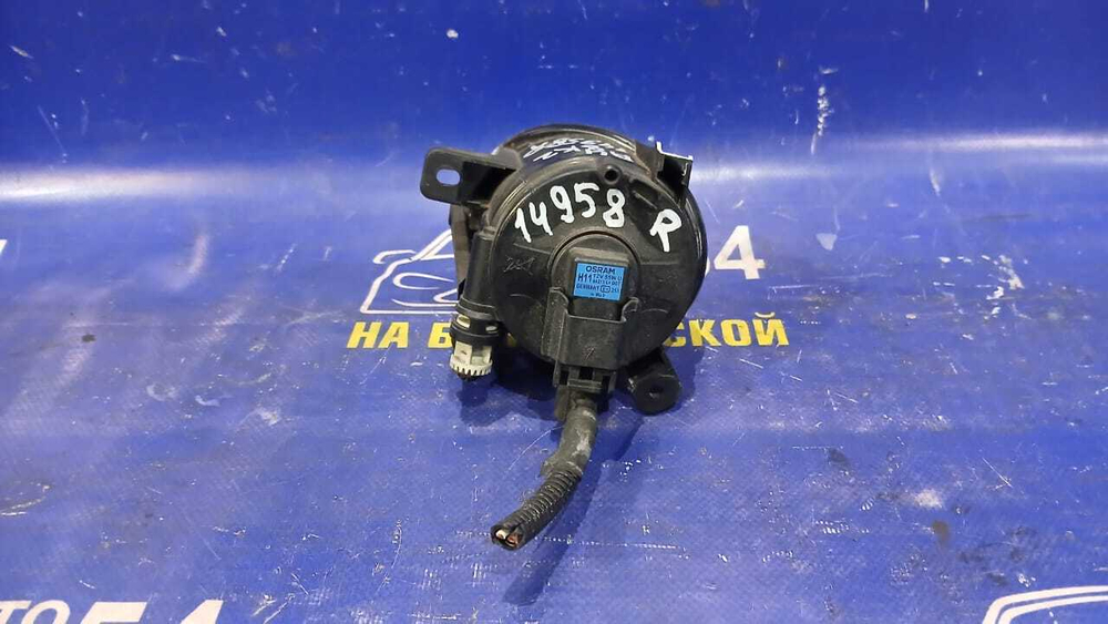 Туманка правая AUDI A4 2008-2012