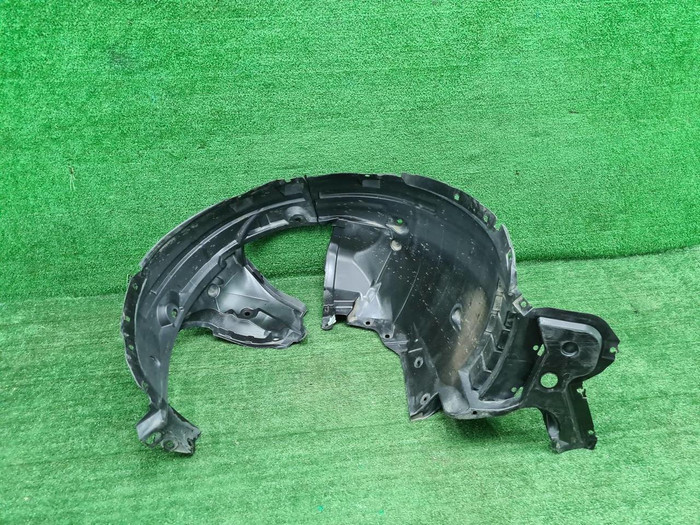 Подкрылок передний правый Nissan X-Trail Т32 13-19