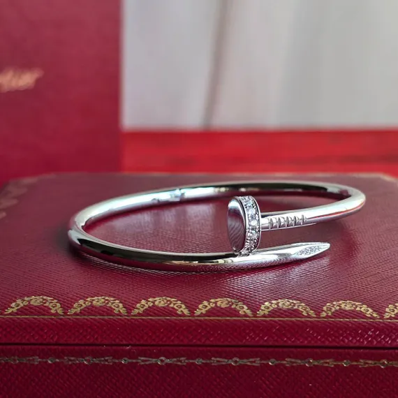Браслет женский CARTIER JUST UN CLOU, золото 18 карат