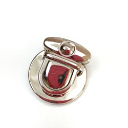 Замок-защелка на зажимах 30*35 Серебро