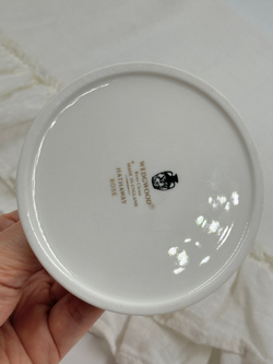 Подсвечник Wedgwood Hathaway Rose (трещина)