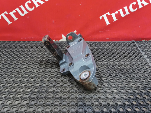 Кронштейн передней рессоры левый 2018 г.