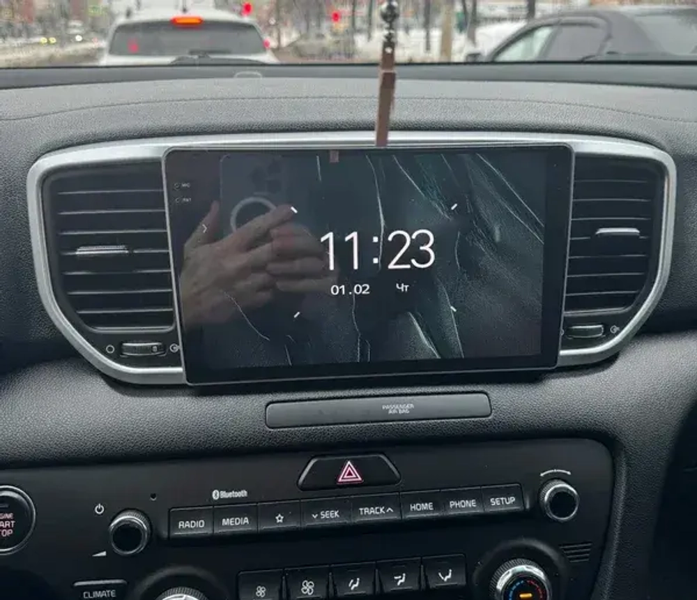 Магнитола для KIA Sportage 2018-2021 (рамка черная) - Carmedia OL-9780-2 QLed+2K, Android 12, TS10, CarPlay, 4G SIM-слот