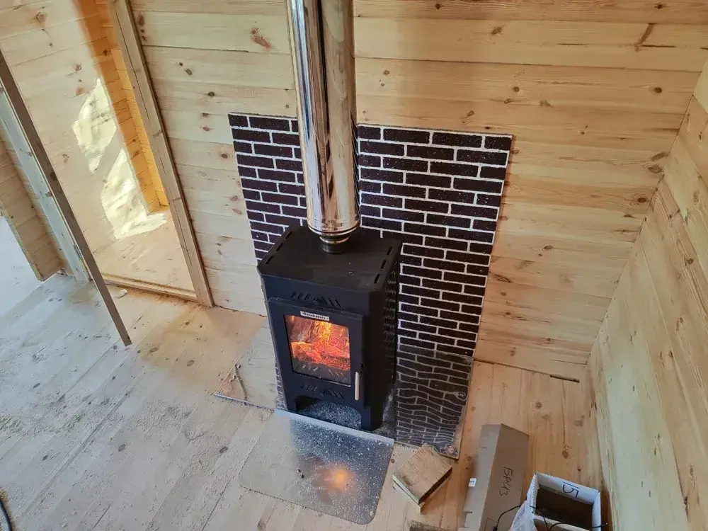 Огнестойкая плита 2 шт ОгнеСТОП декор кирпичики короед коричневый 1200*600*9 2шт. по 7кг ( минерит )