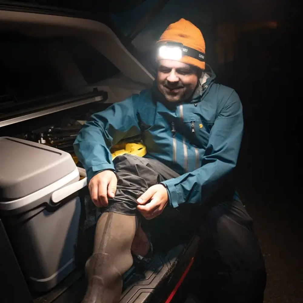 Фонарь налобный CLAYMORE Heady+ цв. Black