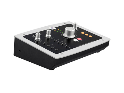 Аудиоинтерфейс AUDIENT iD22