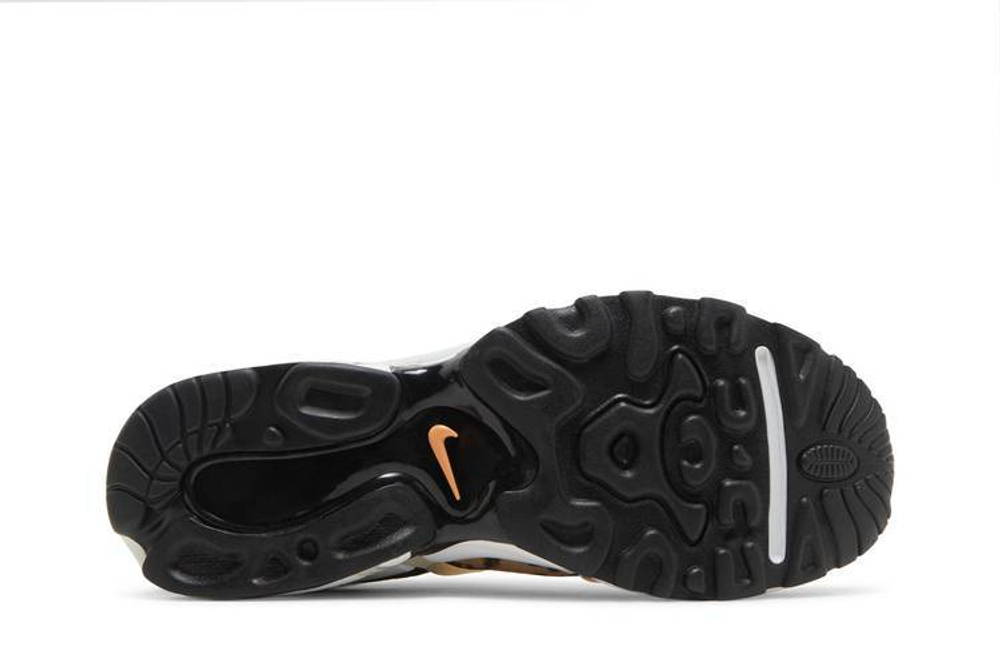 Кроссовки Nike Air Kukini Se "Kumquat And Action Red"