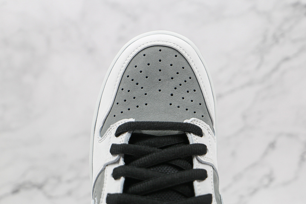 Nike SB Dunk Low VX1000