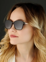 Оправа для очков с солнцезащитной накладкой 4в1