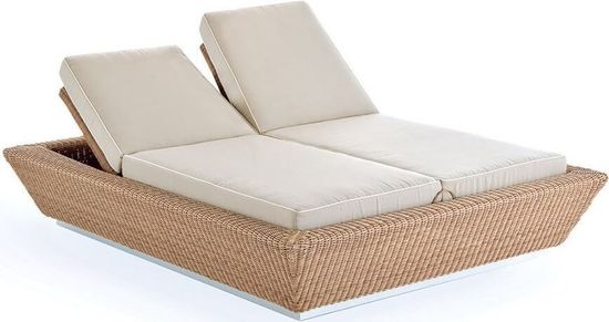 Лаунж-лежак плетеный Zoe