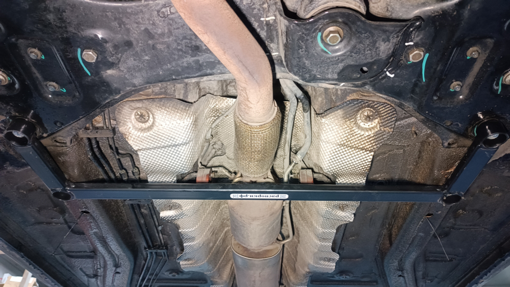 Распорка передняя нижняя Omoda S5 (ПОД ЗАКАЗ)