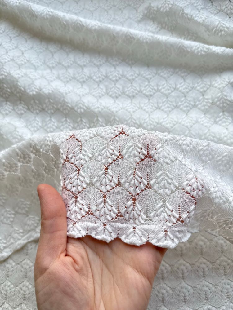 Вязаный трикотаж Ажур молочный