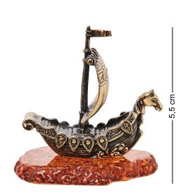 Народные промыслы AM-1560 Фигурка «Корабль Ладья славянская» (латунь, янтарь)