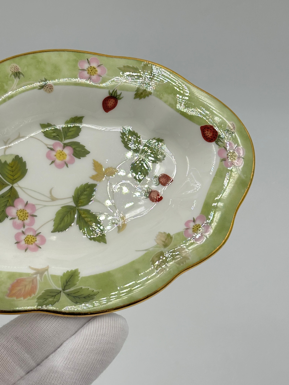Декоративная тарелочка Wedgwood, Wild Strawberry