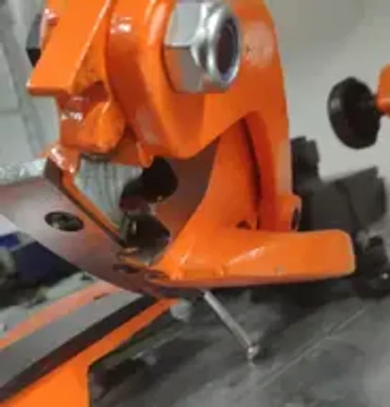 Электромеханическая гильотина Rollbend RGS 1550x3