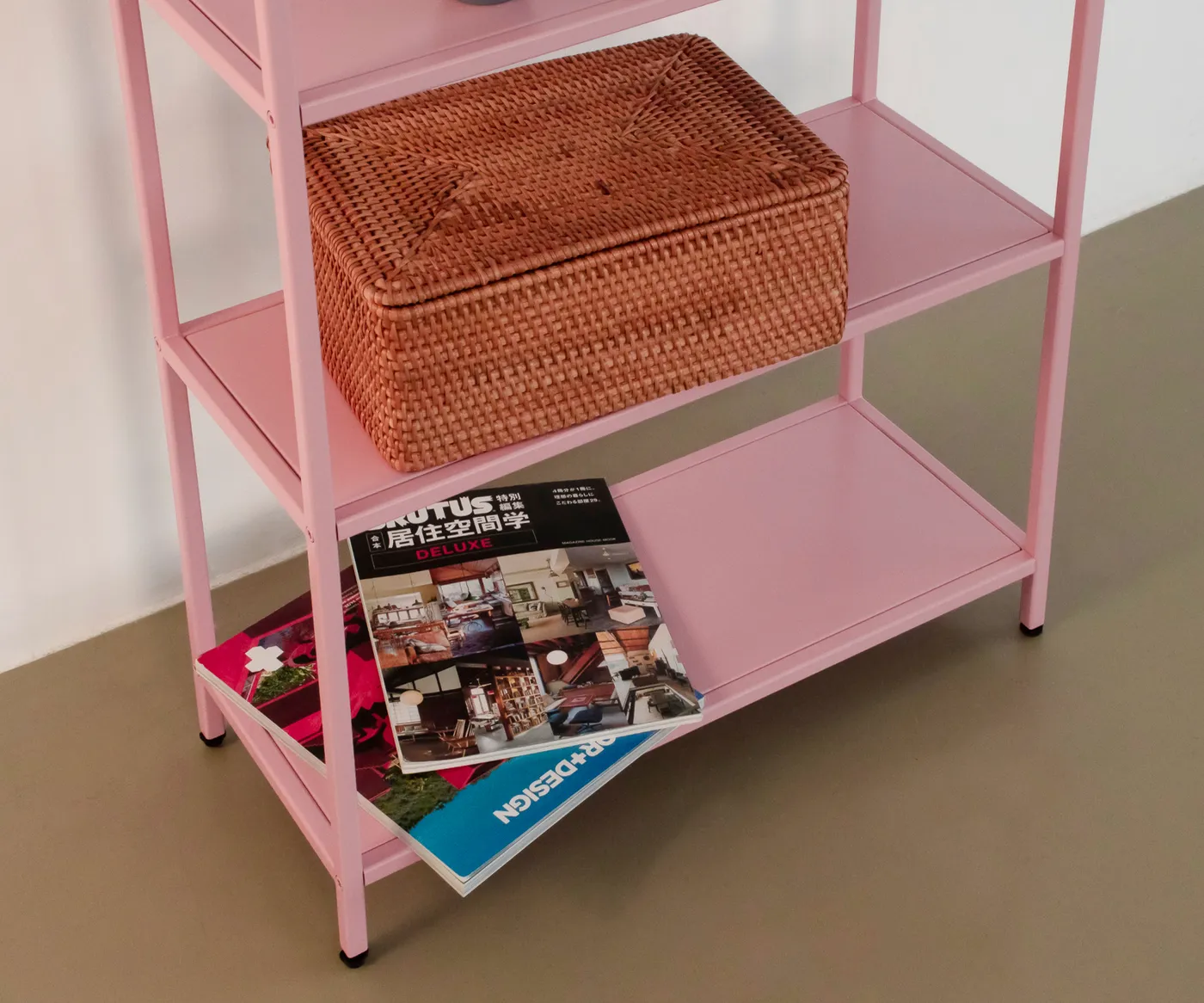 Стеллаж металлический 155х60х25, розовый