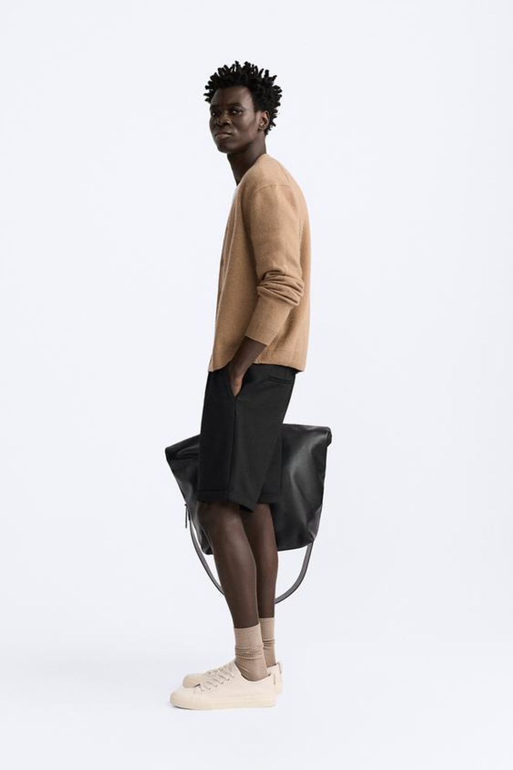 ZARA ШОРТЫ КОМФОРТНОЙ ПОСАДКИ, ЧЕРНЫЙ