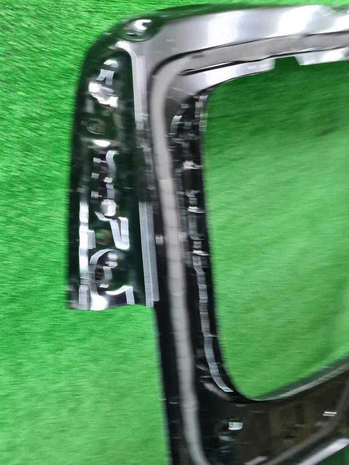 Крышка багажника Hyundai Staria (2021-н.в.)