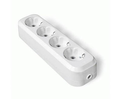 Колодка для удлинителя IONICH 4 гнездо с/з 1522