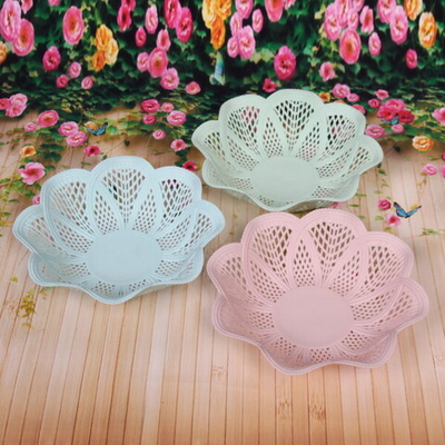 Сухарница пластиковая «Цветок» 24,5*6см