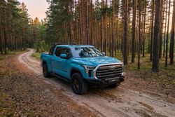 Бампер силовой передний BMS PRO-Line для Тойота Тундра 2022-2026