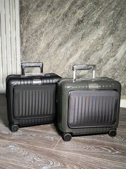 Чемодан Rimowa