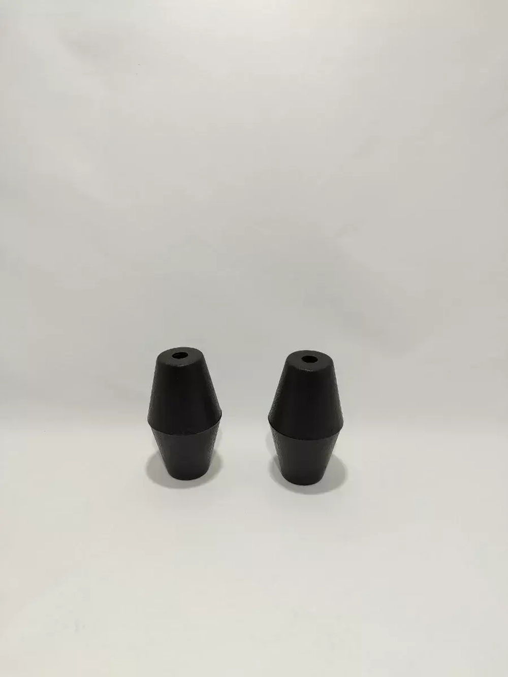 Мебельные ножки пластиковые для дивана шкафа и тумбочки