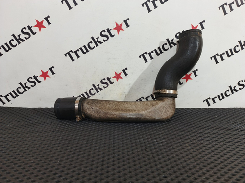 Патрубок системы охлаждения