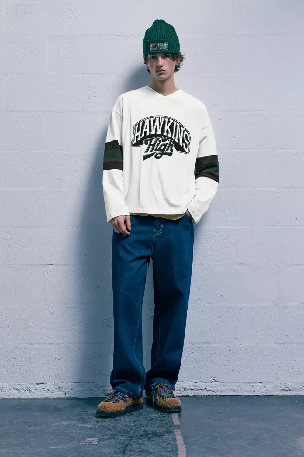 PULL&BEAR Футболка в полоску "Stranger Things" белый