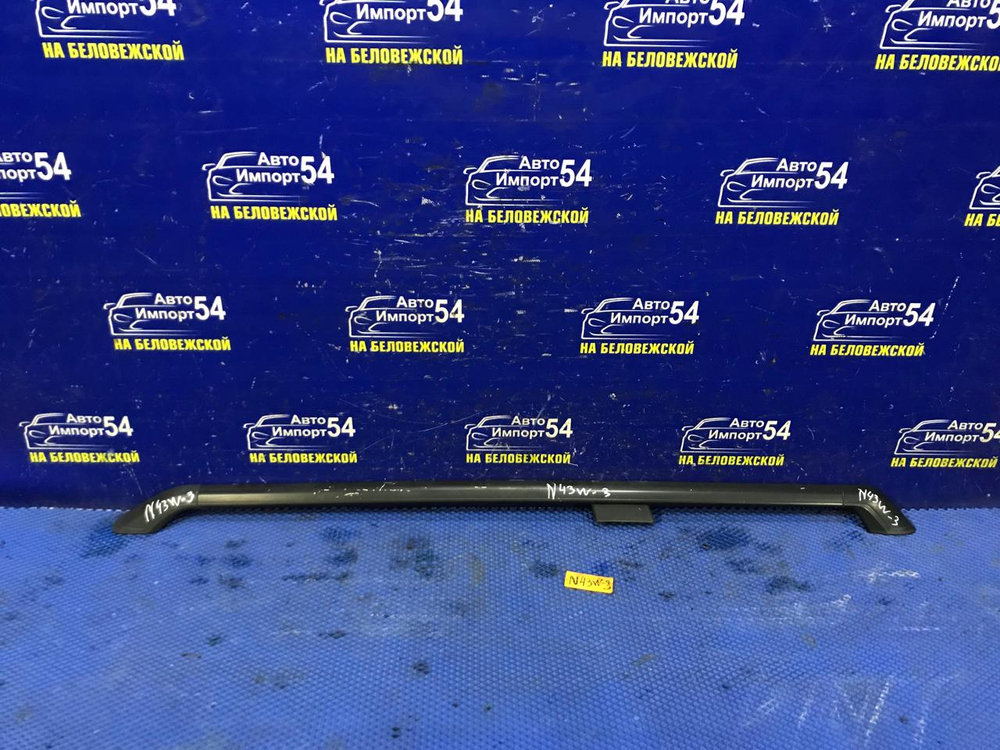 Рейлинг крыши левый MITSUBISHI CHARIOT 1994